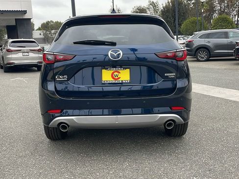 New 2025 MAZDA CX-5 Signature image 9