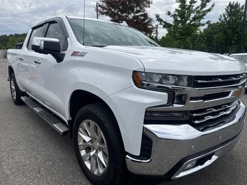 Used 2020 Chevrolet Silverado 1500 LTZ w/ LTZ Premium Package AWD/4WD image 36