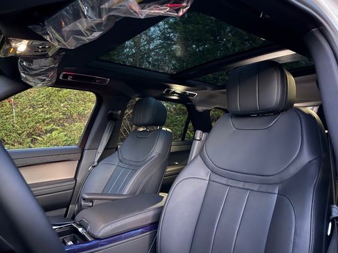 New 2025 Land Rover Range Rover Sport Dynamic SE image 7