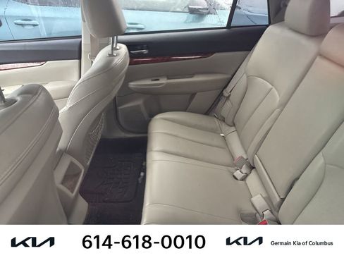 Used 2011 Subaru Outback 2.5i Limited w/ PWR Moonroof Pkg image 10