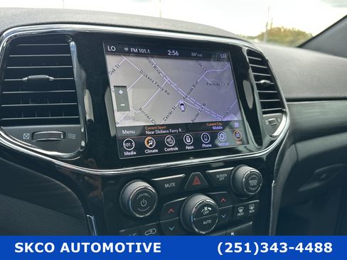 Used 2020 Jeep Grand Cherokee Altitude image 16