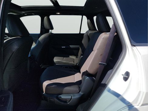 Used 2025 Lexus TX 350 AWD w/ Technology Package image 10