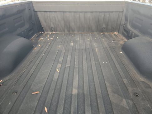 Used 2018 Toyota Tundra SR image 27