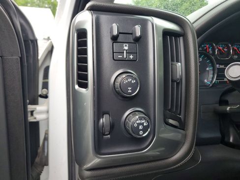 Used 2019 Chevrolet Silverado 2500 LTZ w/ Duramax Plus Package AWD/4WD image 18