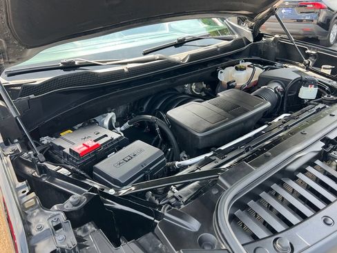 Used 2023 Chevrolet Silverado 1500 LT Trail Boss w/ LPO, Dark Essentials Package AWD/4WD image 43