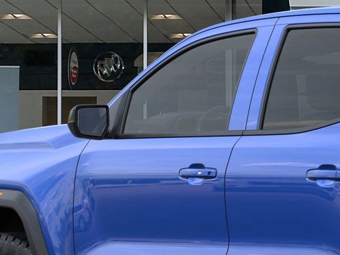 New 2025 GMC Canyon Elevation w/ Convenience Package image 12