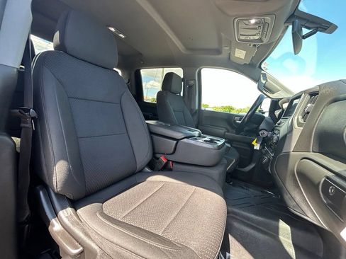 Used 2023 Chevrolet Silverado 2500 Custom w/ Custom Value Package AWD/4WD image 29