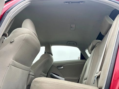 Used 2012 Toyota Prius Two image 31