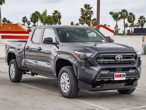 New 2026 Toyota Tacoma SR5 image 4