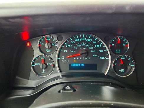 Used 2015 GMC Savana 2500 RWD image 13