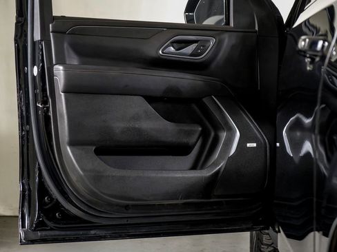 Used 2021 GMC Yukon XL AT4 w/ Rear Media and Nav Package image 37