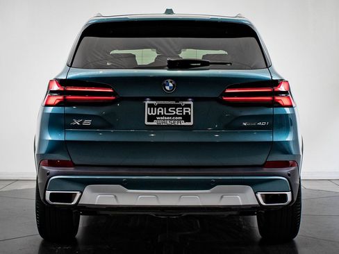 Used 2025 BMW X5 xDrive40i image 10