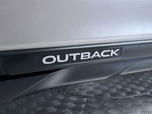 Used 2015 Subaru Outback 2.5i Premium image 25