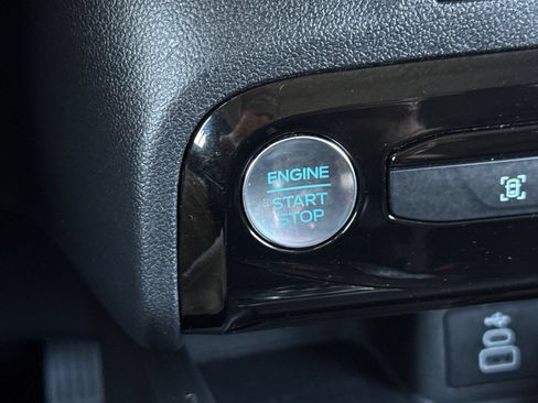 Used 2025 Ford Escape Platinum AWD/4WD image 33