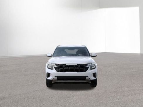 New 2026 Kia Seltos LX image 2