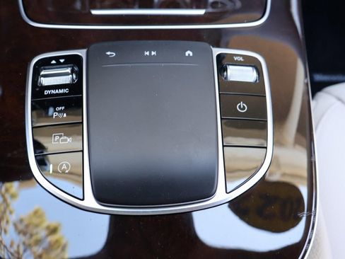 Used 2022 Mercedes-Benz E 450 4MATIC Sedan image 25