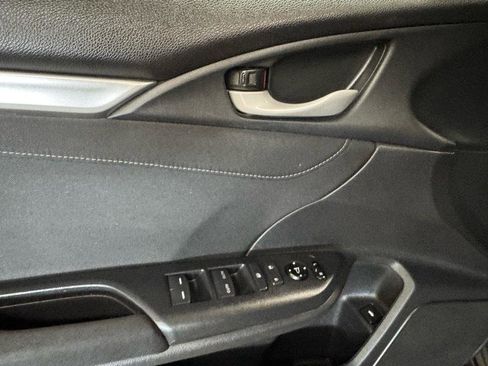 Used 2017 Honda Civic EX-T image 12