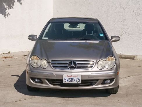 Used 2006 Mercedes-Benz CLK 350 Coupe image 2