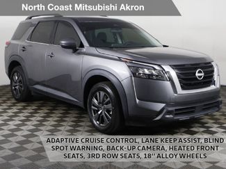 Used 2023 Nissan Pathfinder SV video 1