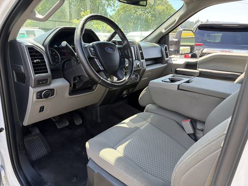 Used 2017 Ford F150 XLT w/ Equipment Group 301A Mid AWD/4WD image 7