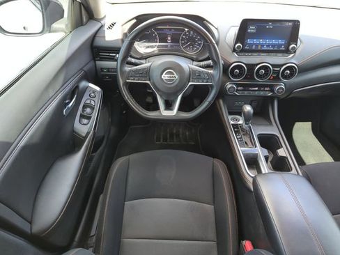 Used 2022 Nissan Sentra SR FWD image 13