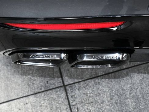 Used 2022 Mercedes-Benz SL 55 AMG 4MATIC w/ AMG Night Package II image 96