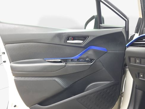 Used 2021 Toyota C-HR XLE FWD image 23