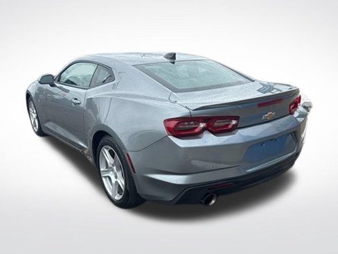 Used 2023 Chevrolet Camaro LT RWD image 6