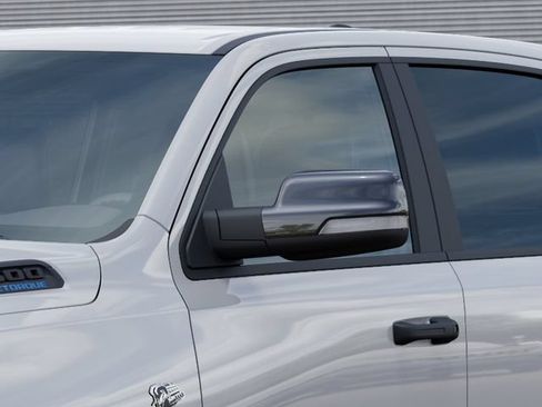 New 2026 RAM 1500 4x4 Crew Cab image 13
