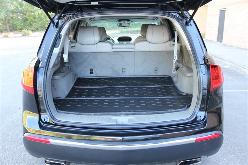 Used 2011 Acura MDX w/ Technology Package AWD/4WD image 16