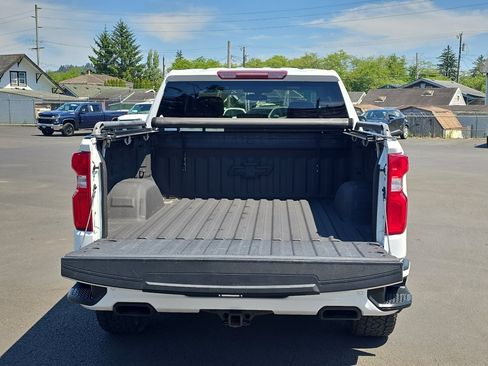 Used 2021 Chevrolet Silverado 1500 RST w/ Rally Edition AWD/4WD image 9