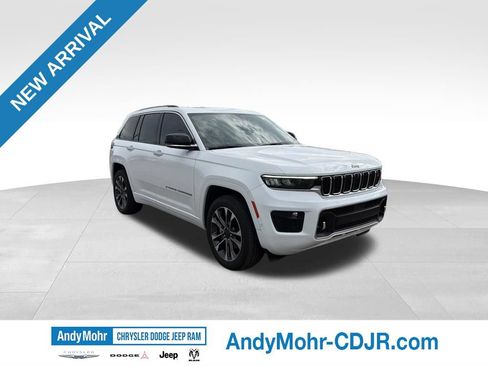 Used 2023 Jeep Grand Cherokee Overland w/ Adv Protech Group III AWD/4WD image 1