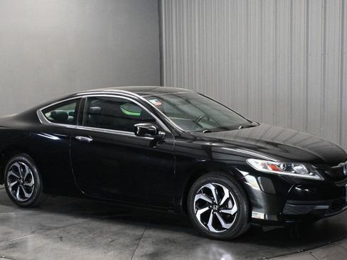 Used 2017 Honda Accord LX-S image 3