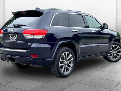 Used 2018 Jeep Grand Cherokee Overland AWD/4WD image 14