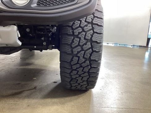 Used 2026 Jeep Gladiator Mojave AWD/4WD image 25
