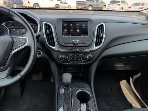 Used 2022 Chevrolet Equinox LT AWD/4WD image 21