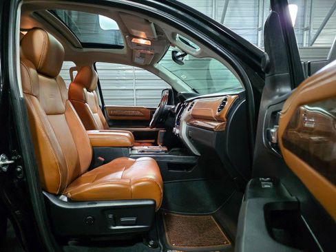 Used 2020 Toyota Tundra 1794 Edition image 17
