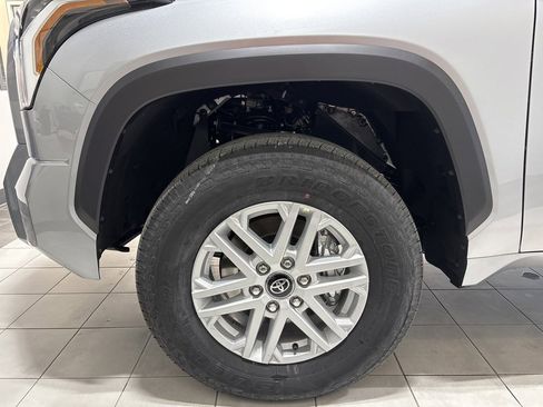 New 2026 Toyota Tundra SR5 image 7