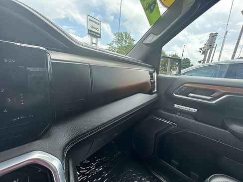 Used 2022 GMC Sierra 1500 Denali image 29