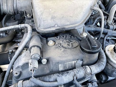 Used 2019 Toyota Tacoma SR5 image 36