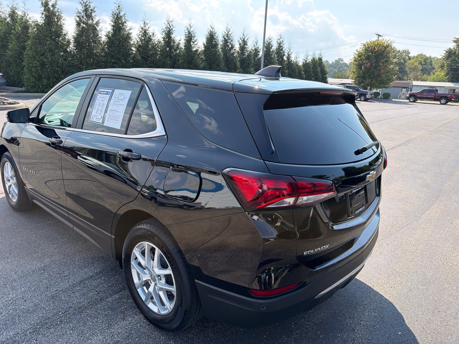 Certified 2024 Chevrolet Equinox LT FWD image 3