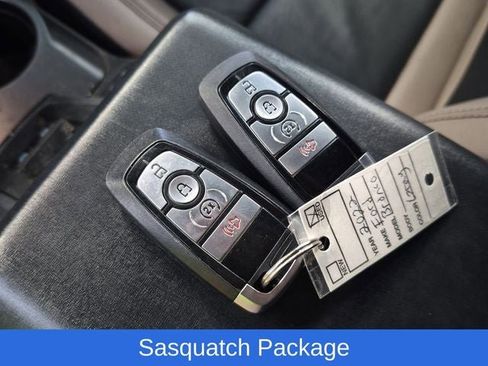 Used 2022 Ford Bronco Wildtrak AWD/4WD image 23