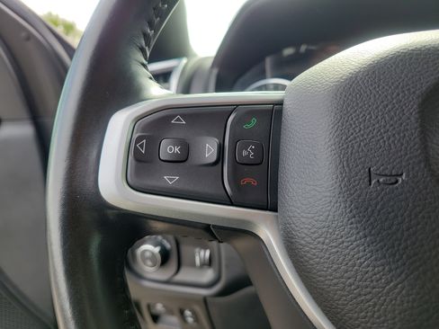 Used 2021 RAM 1500 Big Horn RWD image 19