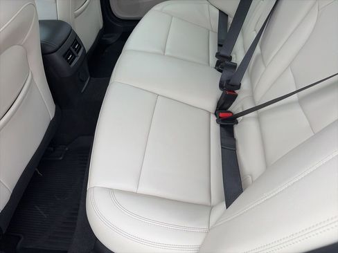 Used 2021 Cadillac CT4 Luxury w/ Sun And Sound Package RWD image 28