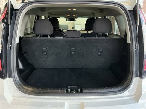 Certified 2018 Kia Soul image 14
