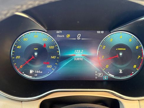 Used 2021 Mercedes-Benz GLC 300 image 7