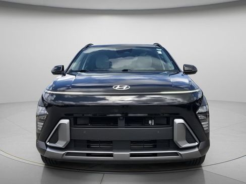Used 2024 Hyundai Kona Limited FWD image 5