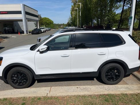 Used 2024 Kia Telluride SX X-Pro image 2