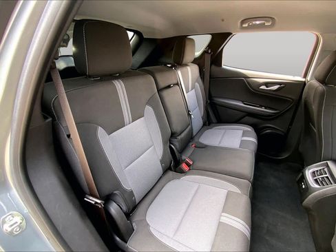 Used 2024 Chevrolet Blazer LT w/ Convenience Package FWD image 19