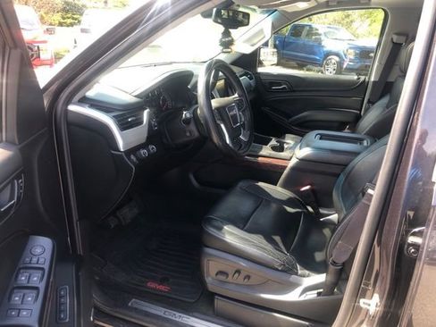 Used 2015 GMC Yukon XL SLT w/ Enhanced Security Package image 6